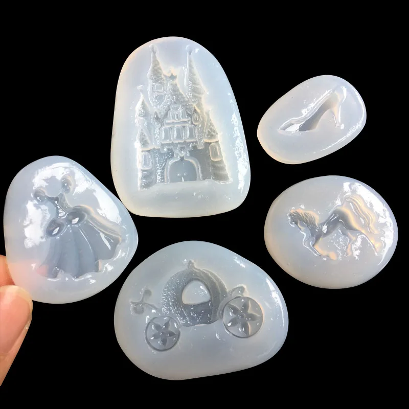 Mirror Castle Horse High Heels Skirt Pumpkin Cart Handmade Silicone Mold 16300