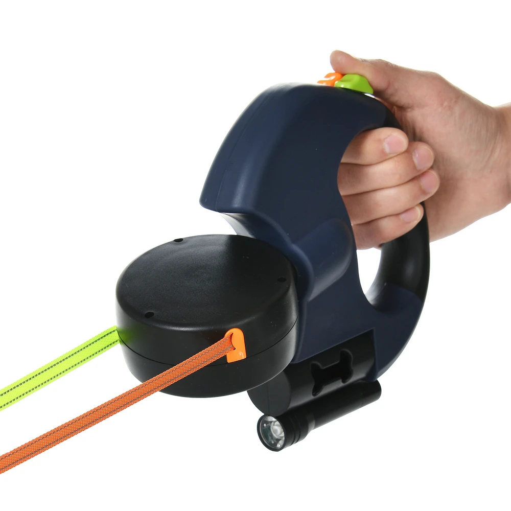 3in1 Dubbele Hoofd Hondenriem Zaklamp Kakzak Dispenser Dual Reflecterende Kat Aangelijnd Automatische Uitschuifbare Puppy Trekkabel