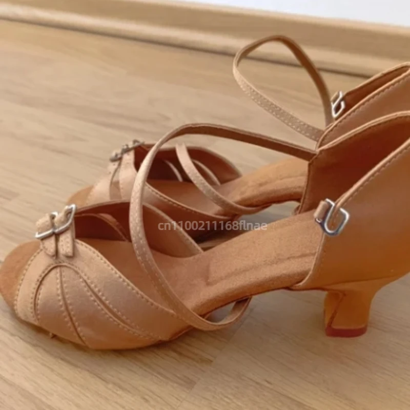 Vrouwelijke volwassen Latin dansschoenen met zachte zolen, dansschoenen voor dames, hoge hakken voor meisjes, Cha Cha dansschoenen