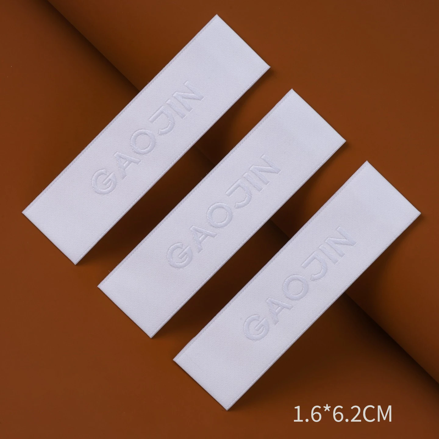 Custom Premium Woven Labels Tone-on-Tone Neck Labels 3D Logo Main Labels for Clothing