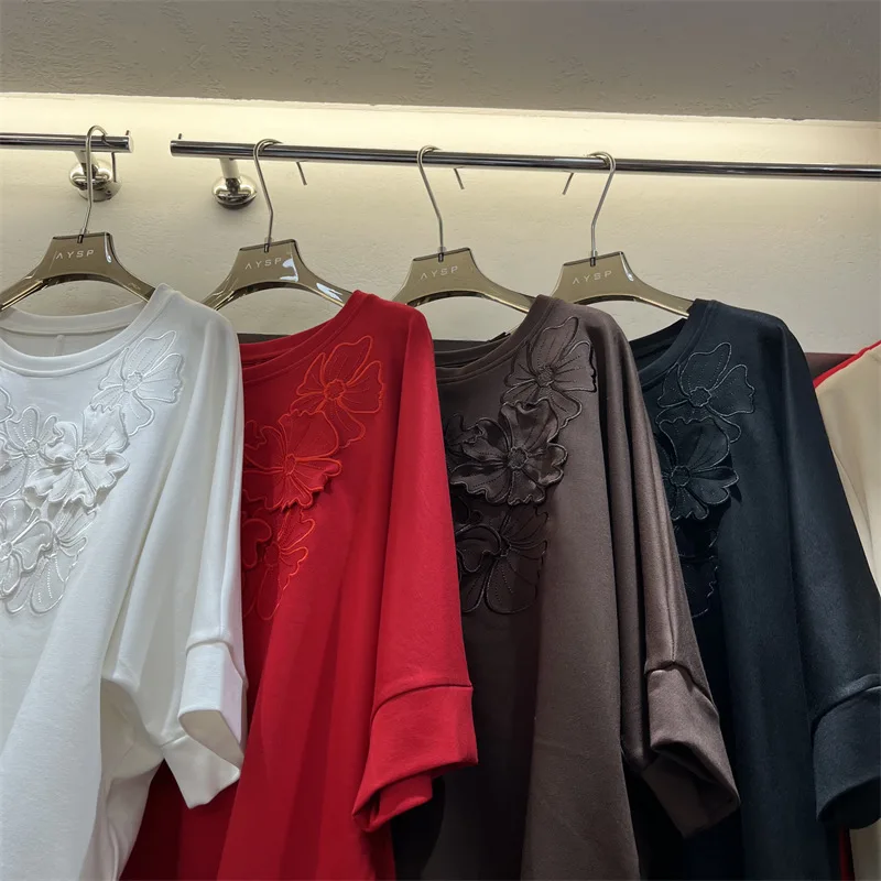 High-end Three-dimensional Flower White Short-sleeved T-shirt Women Summer 2025 New Y2k Versatile Youthful Beautiful Top Tshirts