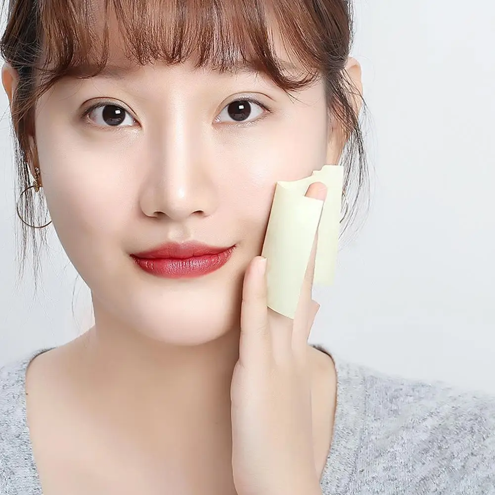 300PCS Face Oil Absorbing Paper Summer Oil Control Wipes Absorbing Sheet Oily Paper Makeup Tool Face Oil Blotting