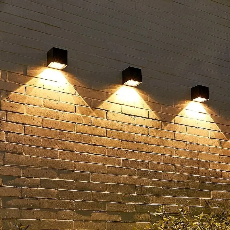 

1/2/4/6PCS Outdoor Solar Wall Lights Fence Lights IP65 Waterproof with Warm White and RGB Mode Suitable for Courtyard Gardens