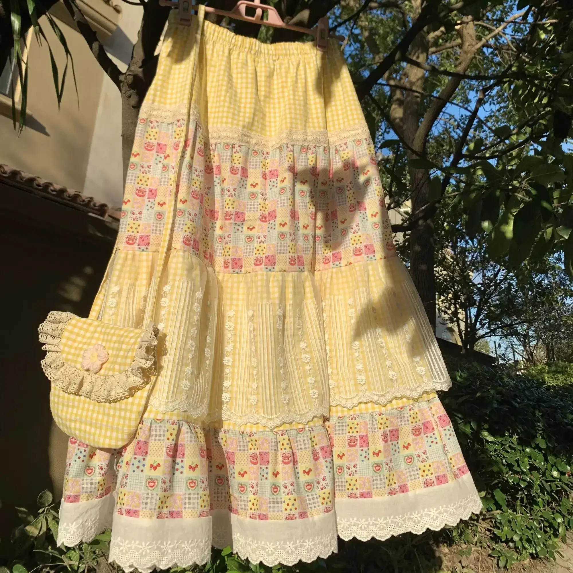 NONSAR 2025 Spring and Autumn Vintage Splicing Printed Cake Skirts Women Niche Retro Country Style Yellow Plaid Lace Long Skirt