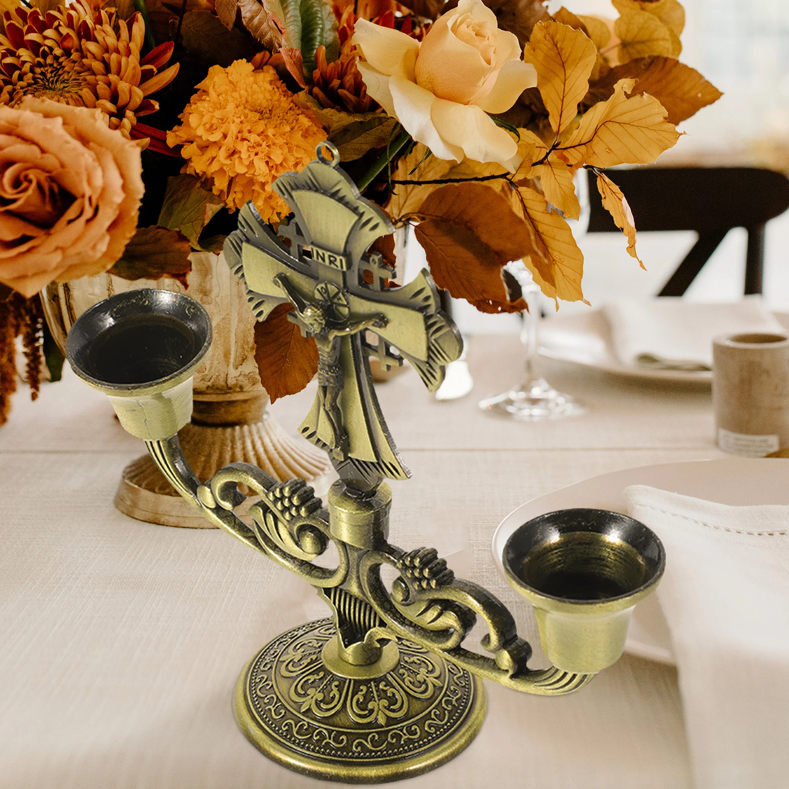 

Double Head Zinc Alloy Holder Unique Candlestick for Anniversary Housewarming Desktop Centerpiece Holder