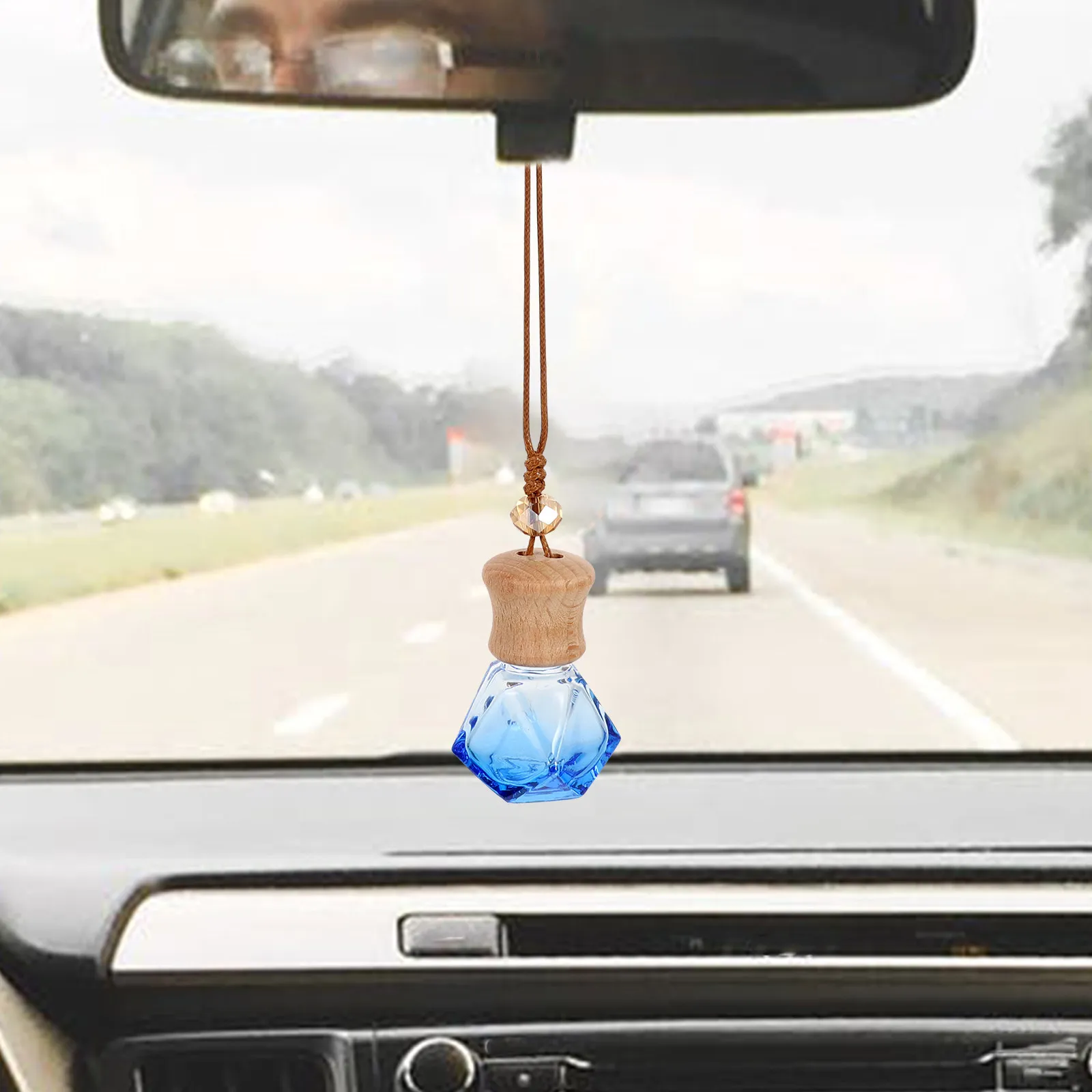 3Pcs Car Bottle Pendant Premium Glass Small Openable Perfume Bottles Essential Oil Bottles Refillable for Car