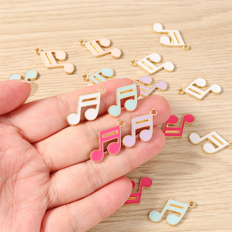 10 Stück 21 x 15 mm niedliche Emaille-Anhänger mit Musiknoten-Motiv für die Herstellung von Halsketten, Ohrringen, Armbändern, DIY-Handwerk, Schmuckzubehör – Detail 3