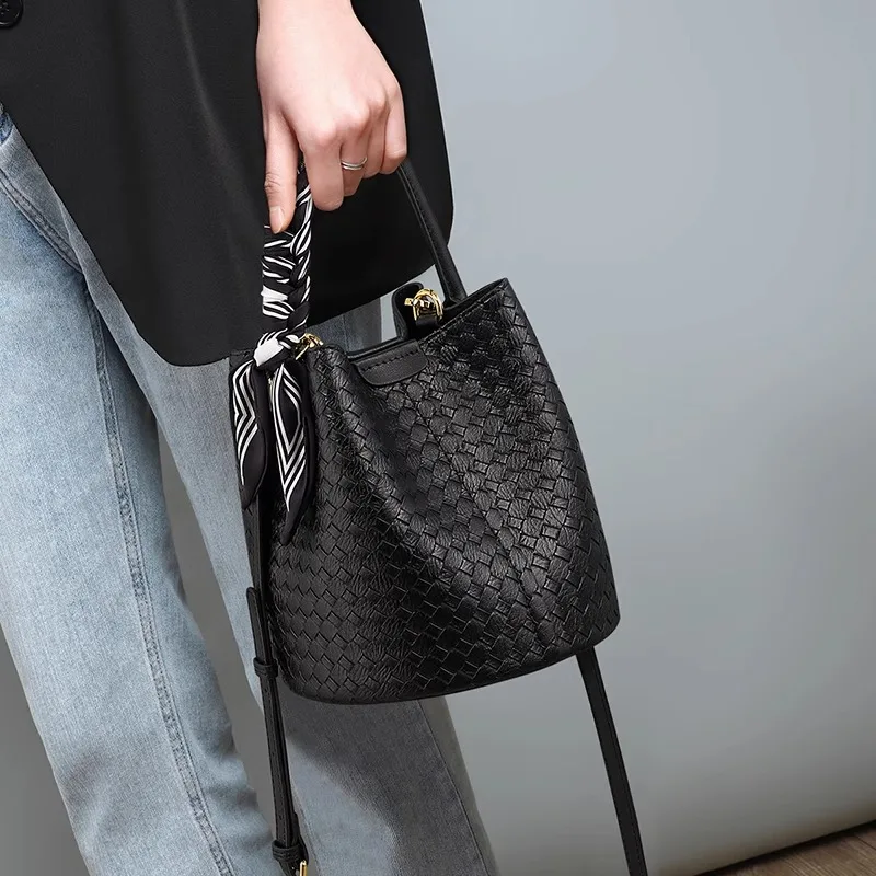 

Faionable Commuter Buet Bag Women's Handbag Single oulder Small Crossbody Bag Sli Trendy PU Leather Commute Purse
