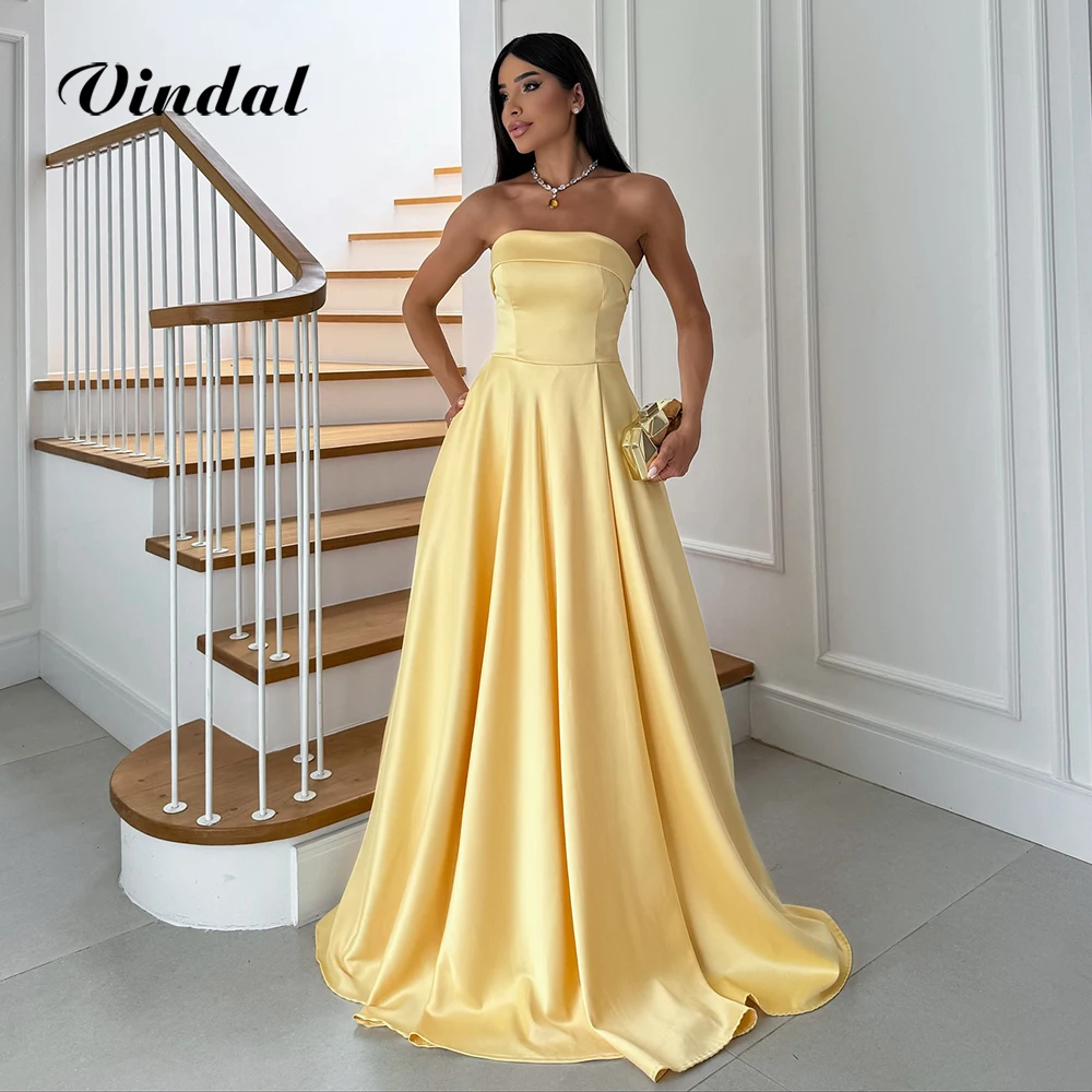 فساتين حفلة موسيقية أنيقة باللون الأصفر على شكل حرف A من Vindal بطول الأرض بدون أكمام من الساتان بدون حمالات وفتحة جانبية لحفلات الزفاف حسب الطلب