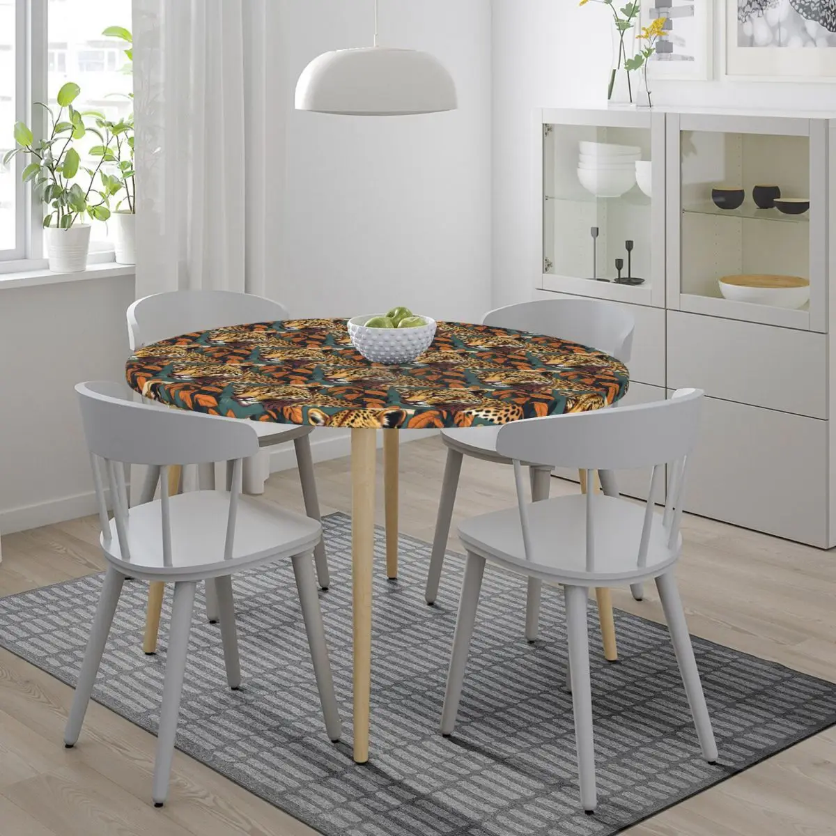Leopard In Forrest Waterproof Round Tablecloth Oilproof Table Cloth for Kitchen Events Dining Table Cover