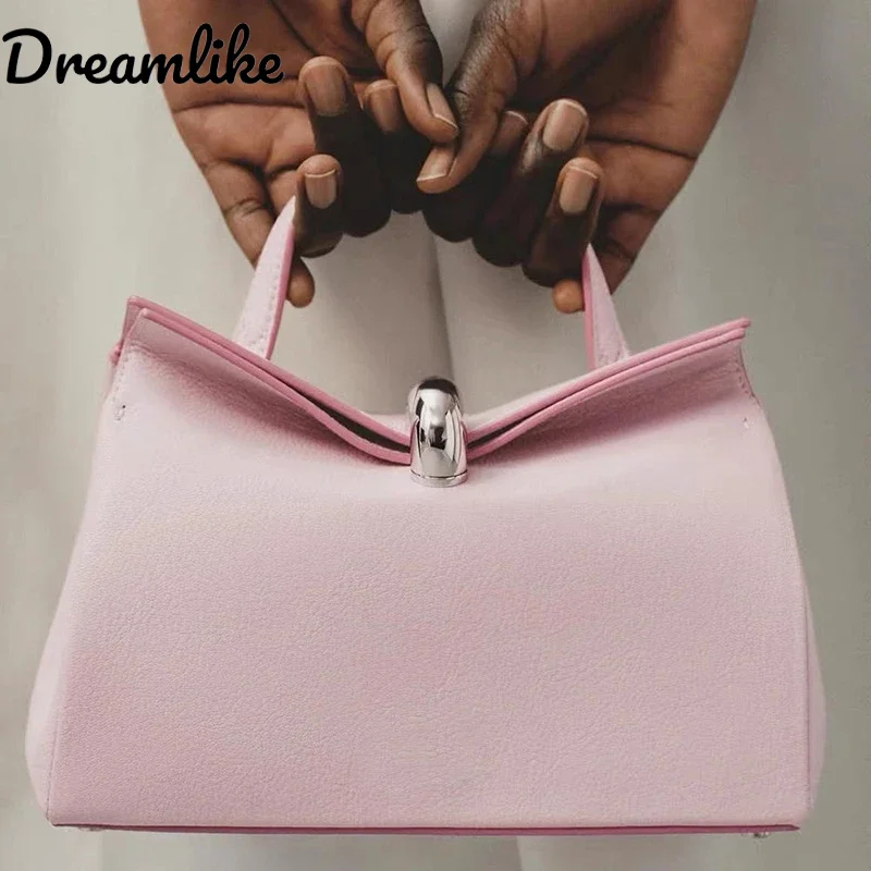 

Luxury Designer Chic Women's Small Folded Bag Fashionable Underarm Shoulder Handbag For Ladies Elegant