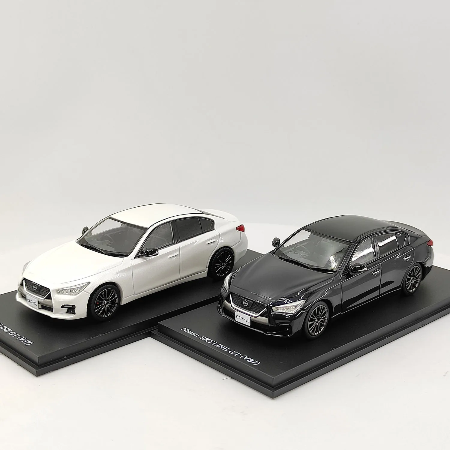 Modèle de voiture en alliage moulé sous pression KYOSHO JC 1/43 Skyline GT V37, jouet de collection, cadeau, souvenir, ornement de présentation
