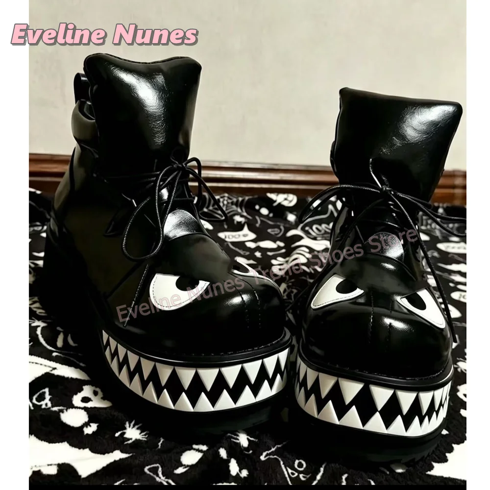 Cartoon-Smiley-Gesicht-Muster Stiefel mit Runder Spitze, Dicker Sohle, Gemischten Farben und Schnürung, Y2K Cosplay Halbstiefel, Sommer 2026 Street Style