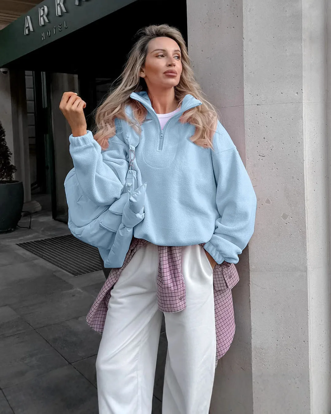 Modischer Sweatshirt mit Stehkragen aus Fleece für Damen, Herbst-Winter, einfarbig, lockerer Pullover, lässige Damenmode, halber Reißverschluss, Streetwear – Detail 2