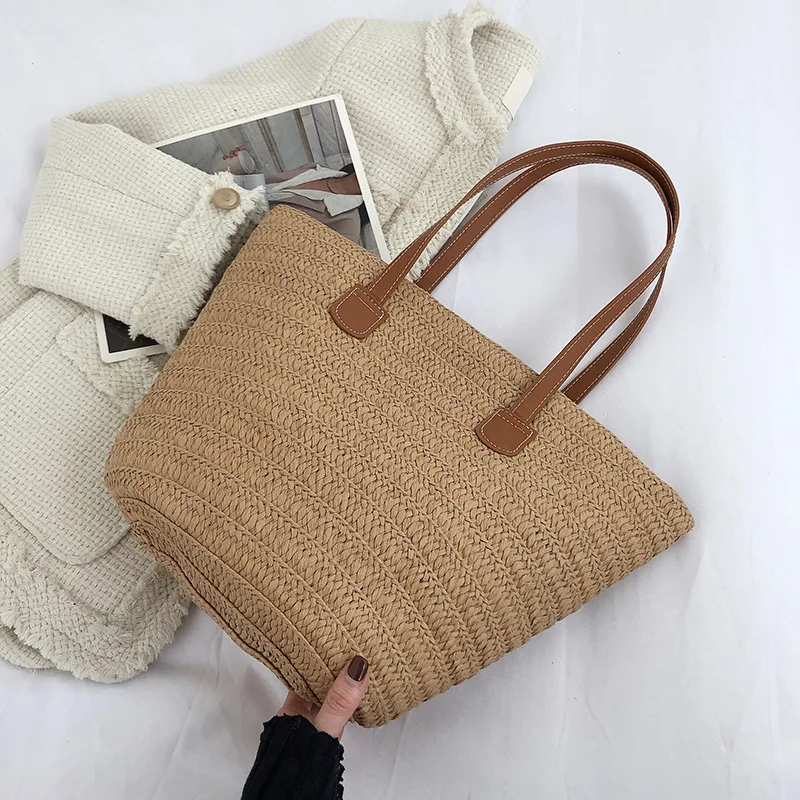 

Straw Bag Women's Large Capacity Senior Sense Niche Design New Tote Bag Fashion Simple Beach Bag Women Fashion Bags