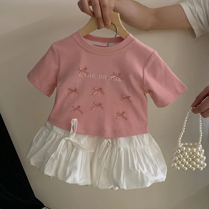 

Kids Shorts Sweet Summer Girls Bow Knot Letter Short Sleeved T-shirt Design Sense Flower Bud Skirt Pants 2024 Pleated