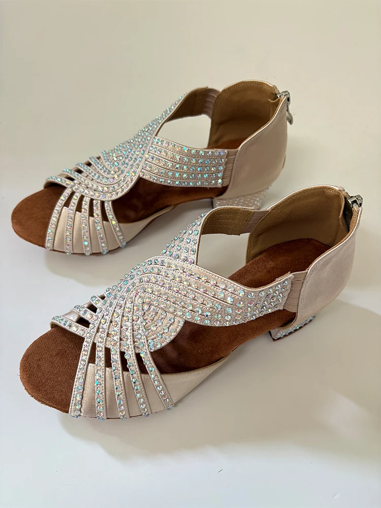 Customized Latin Dance Shoes With Lower Heel 4cm For Beginner Dance Practice Women Khaki Black Salsa Ballroom Dance Shoes