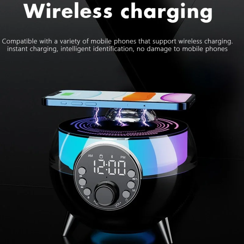 Wysoka wierność dźwięku przestrzennego 360 stopni Marzycielskie kolorowe gwiaździste niebo Lampy sufitowe Bezprzewodowe bezprzewodowe ładowanie Głośnik Bluetooth RGB