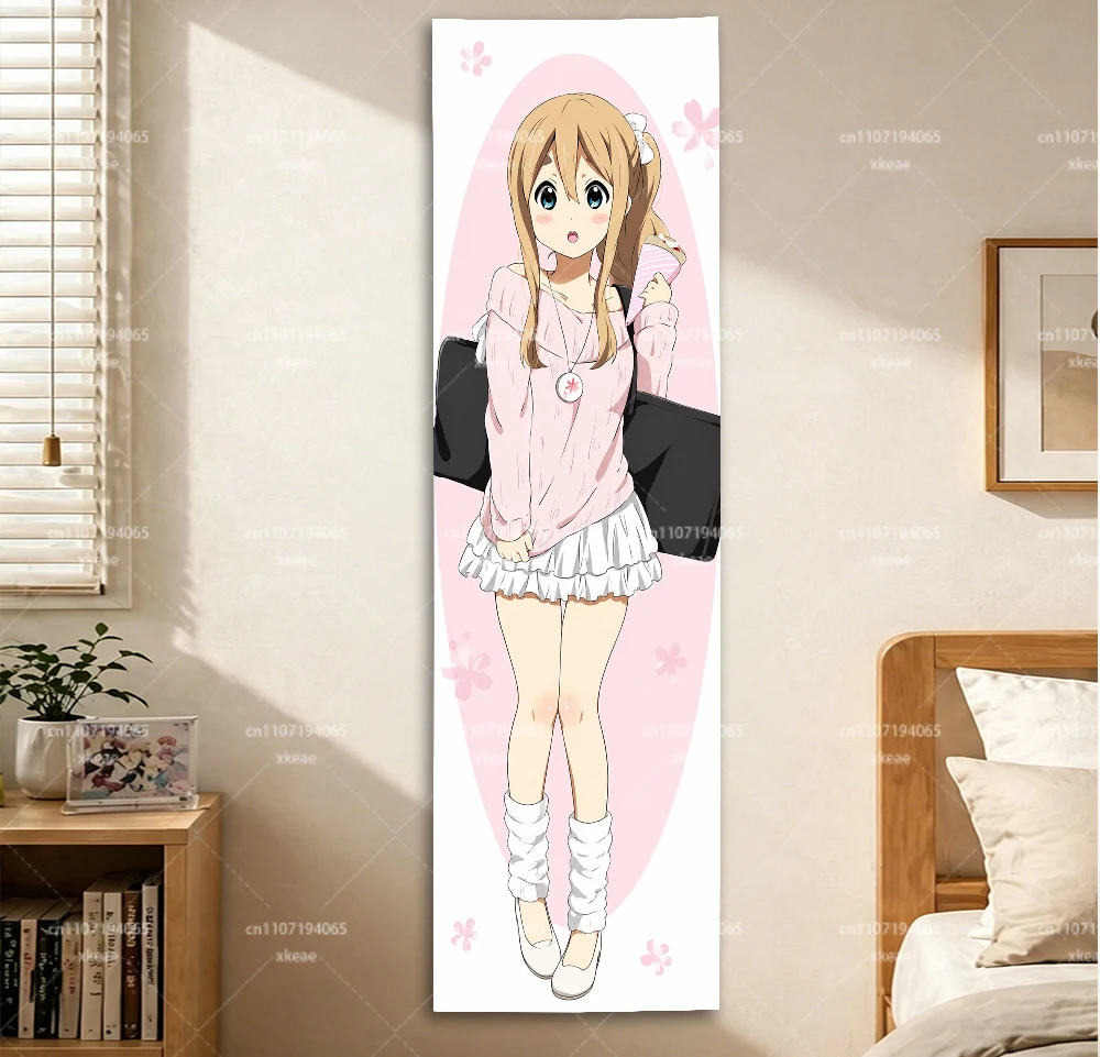 Tsumugi Kotobuki Vertikaler Wandteppich, K-On! Anime Wandbehang als Sammlerstück - Geschenk für Manga-Fans
