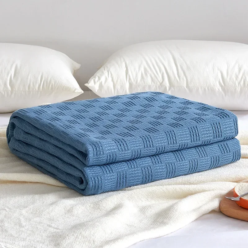 

Versatile Cotton Muslin Blanket for All Seasons Soft and Gentle Perfect for Summer and Air-Conditioned Rooms Small Quil