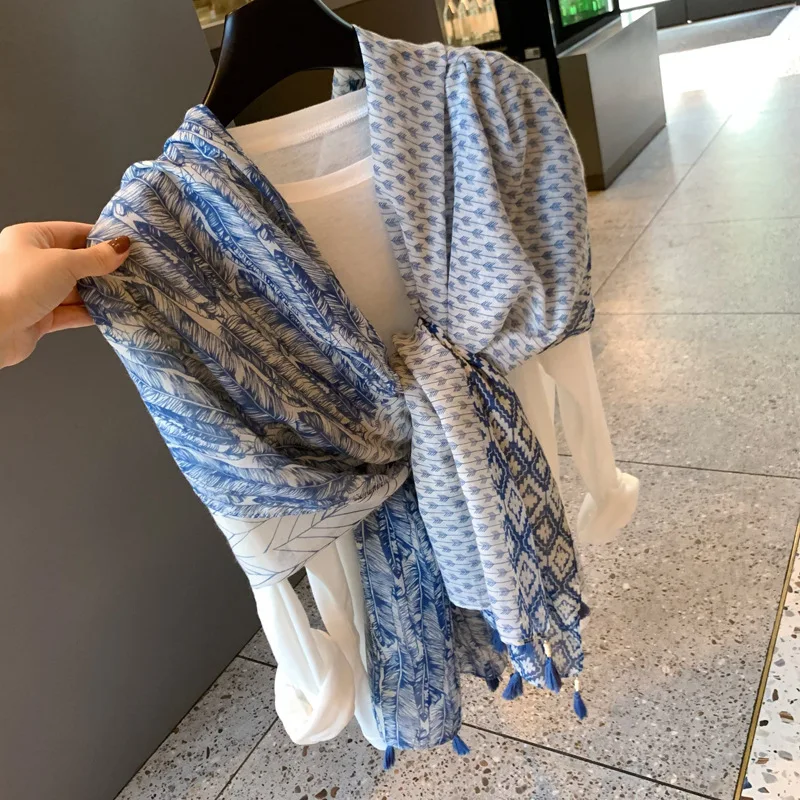 

Women Cloak Scarf Tassel Capes Thin Jackets Top Work Print Ponchos Y2k Streetwear Jacket Elegant Splice Tops Casual Autumn