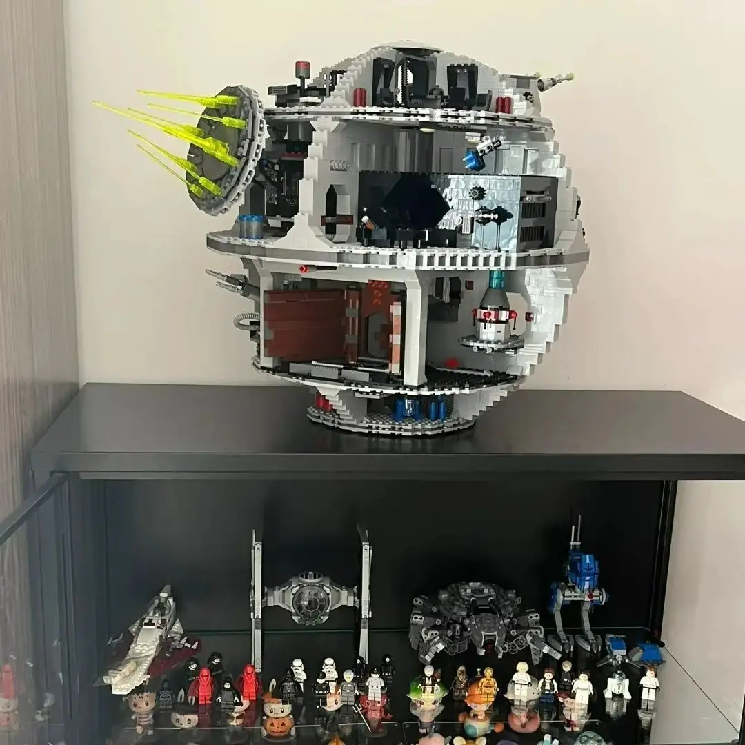 

Конструктор Disney Death Star 2026, 4016 деталей, модель Ultimate Bricks, совместим с 75159, игрушки и подарки на день рождения, 05063