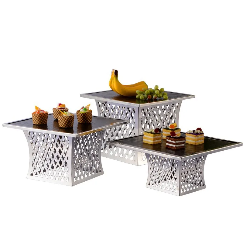 

Hotel European-style outdoor festive cake snack display cold food setting table creative dessert table ornament paper cup