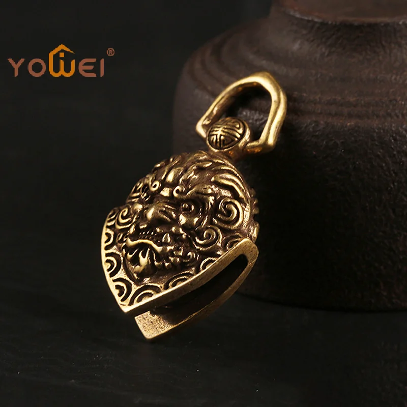 Latest Bronze Lion Bell Ornament Desk Feng Shui Ornament Vintage Brass Keychain Pendant Home Decoration Living Room