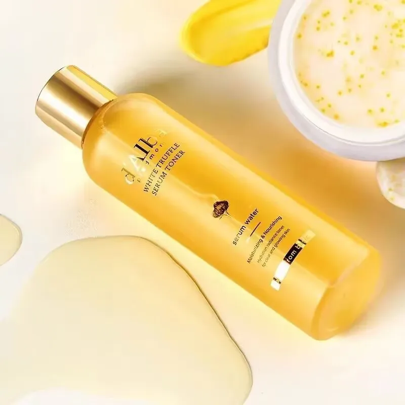 180ML White Truffle Spray Essence Light Facial Moisturizer Skin Brightening Essence Multi-Effect Spray Korean Skin Care Product