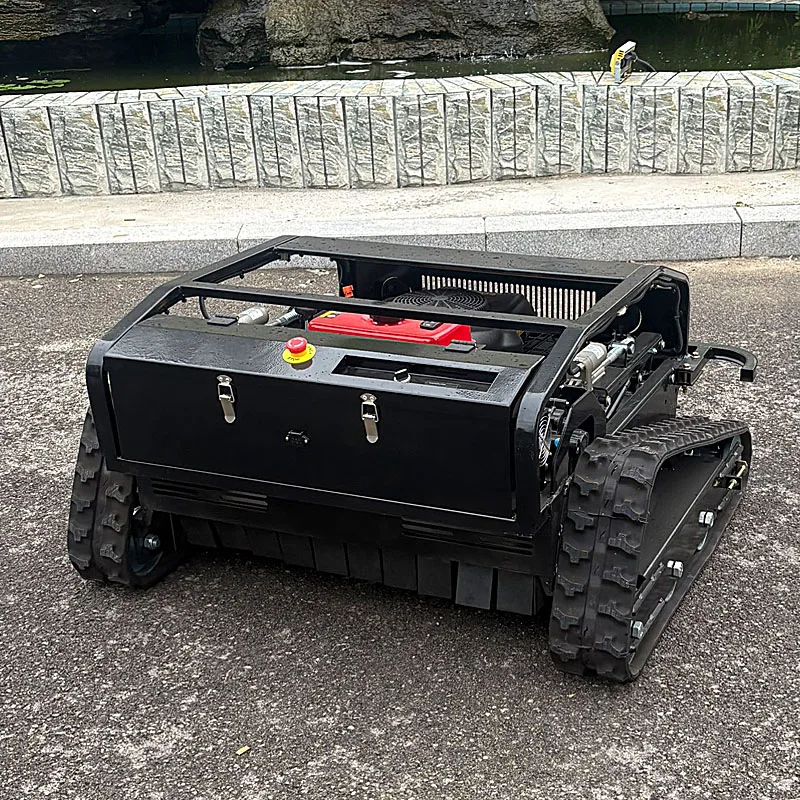 China New Design Self-propelled Crawler Lawn Mower Automatic Remote Control Lawn Mower