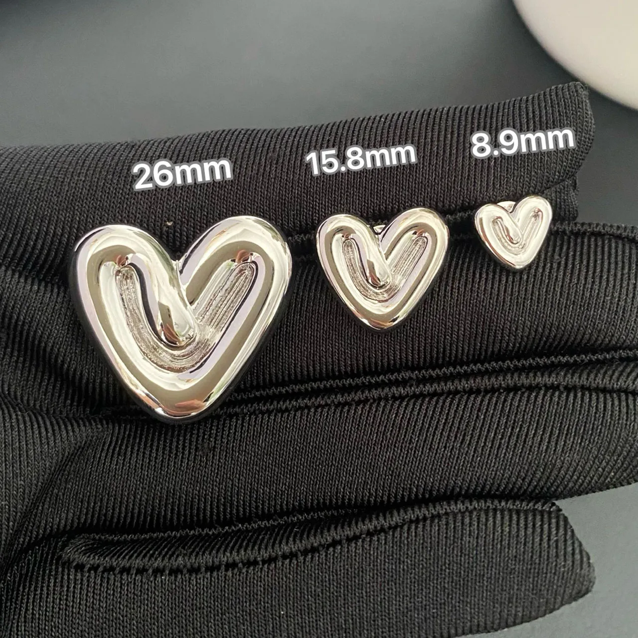 New Jewelry & Accessories Classic Style High-Quality 3 Types Of Heart-Shaped Embossed Earrings For Women's Parties & Gifts