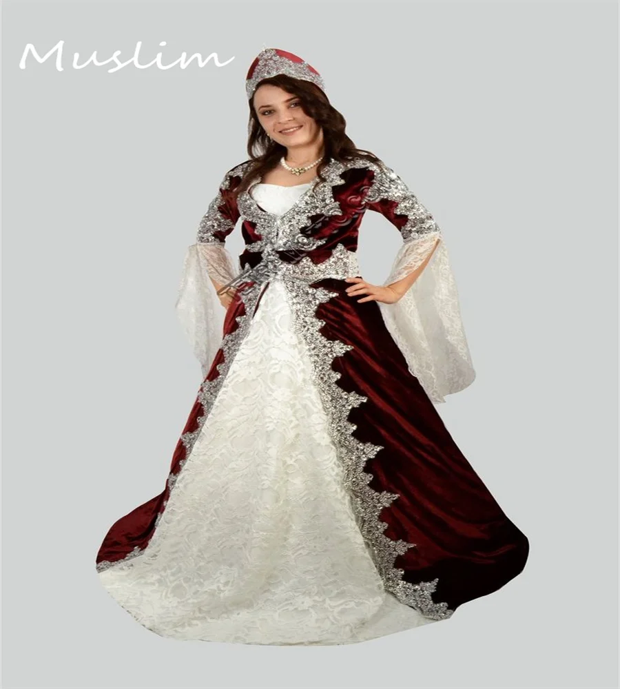 Turkish Moroccan Wedding Dress Luxury Lace Burgundy Green Muslim Bridal Gowns Elegant Velvet Long Sleeve Arabic Bride Customized