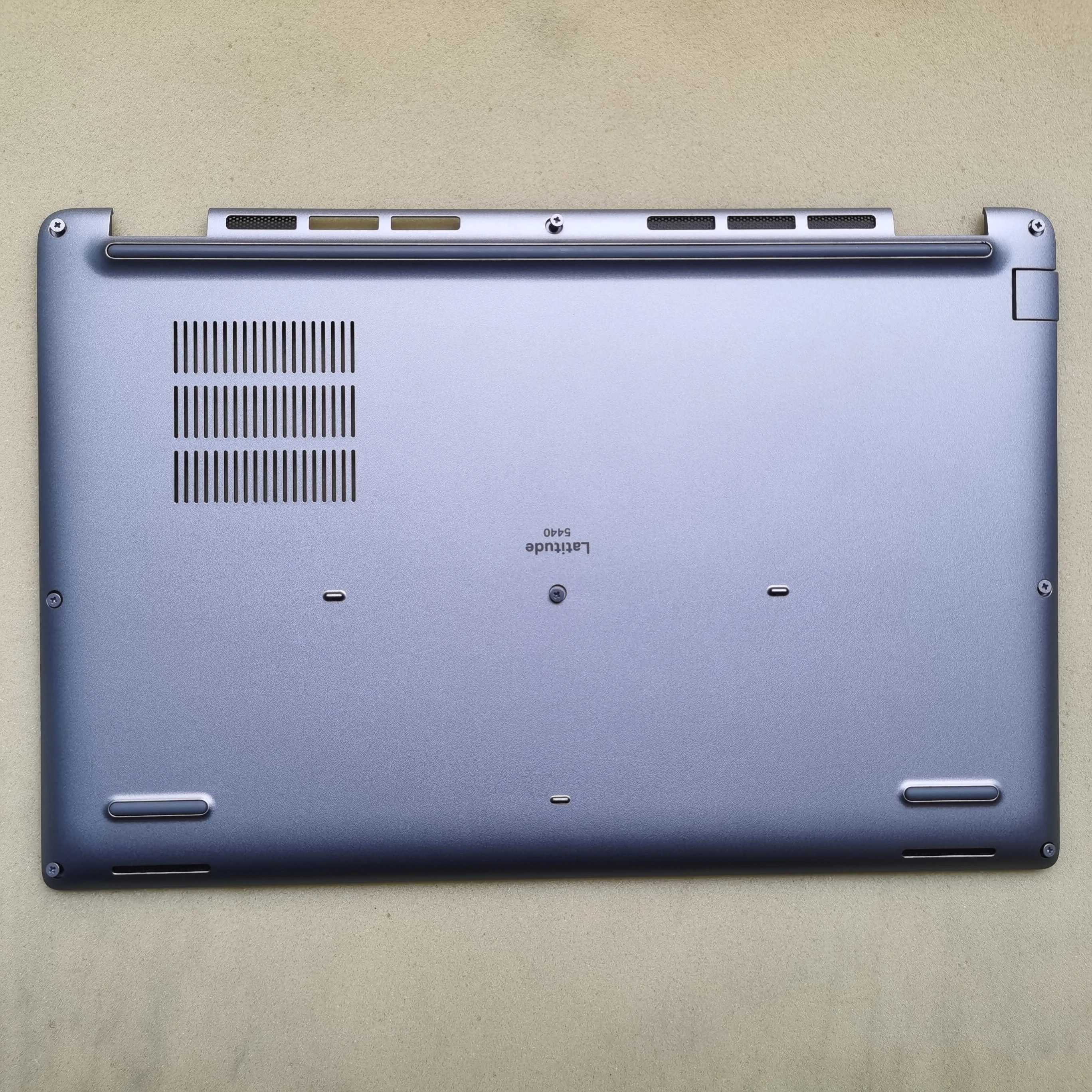 nova capa inferior para laptop para dell latitude 5440 e5440 05pypr 01