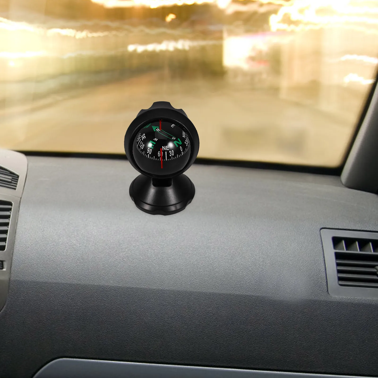 

s Car Compass Compact Mini Dashboard nament South Pointing Navigation Tool Adhesive Vehicle Compass Gift for Family Friends