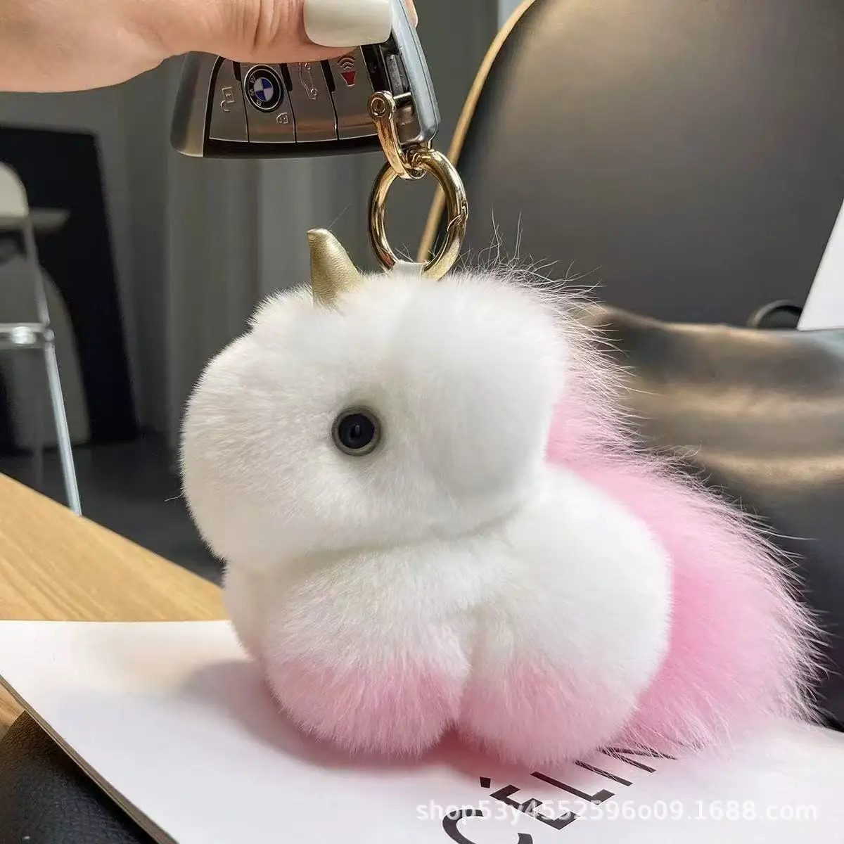 Simpatico peluche INS unicorno finta pelliccia di lontra unicorno ragazze borsa ciondolo portachiavi regalo di compleanno ciondolo auto