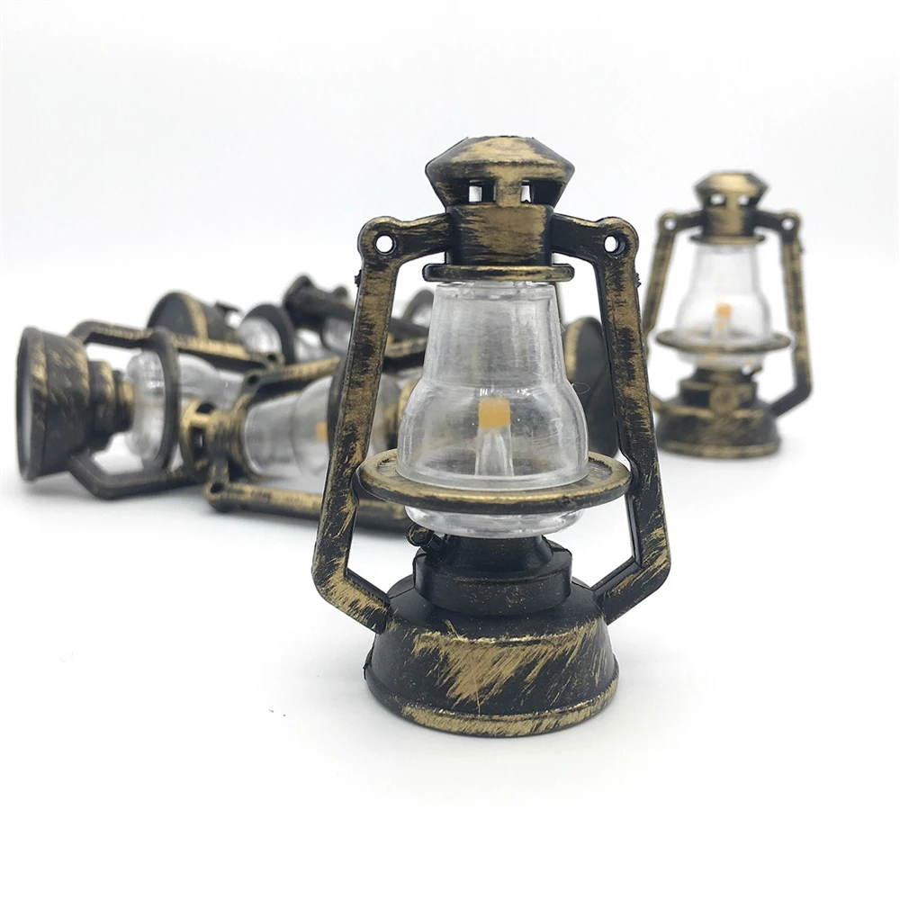 Mini lampe à huile de style rétro, échelle 1:6, mini lanterne à kérosène, micro paysage, décoration de scène, accessoires de maison de courses, nouveau, 10 pièces