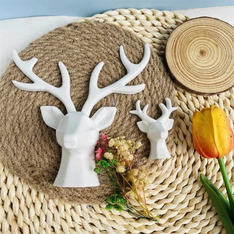 2 Pieces of Deer Antlers Ornament Silicone Mold DIY Gypsum Jewelry Storage Pendant Decoration Resin Mold Home Handicraft Casting
