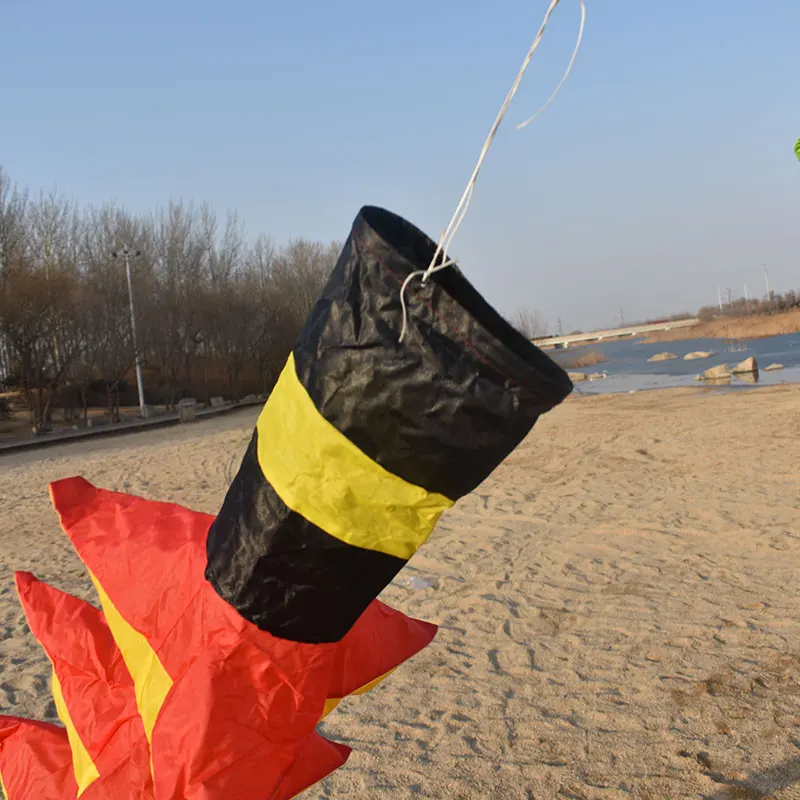 Frete grátis 3d caudas de pipa arco-íris windsock kite voando esporte ao ar livre praia para adultos pipa tecido de náilon pipas neve trenó ar