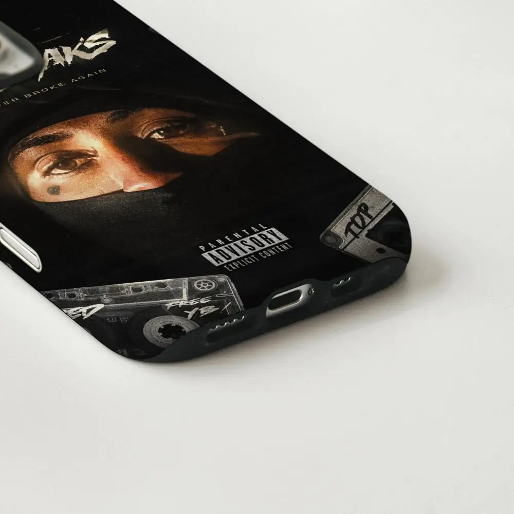 حافظة هاتف لهاتف آيفون 17 16 15 14 13 12 Pro Max Plus لامعة عالية الدقة بطبقة مزدوجة غلاف صلب سائل YoungBoys