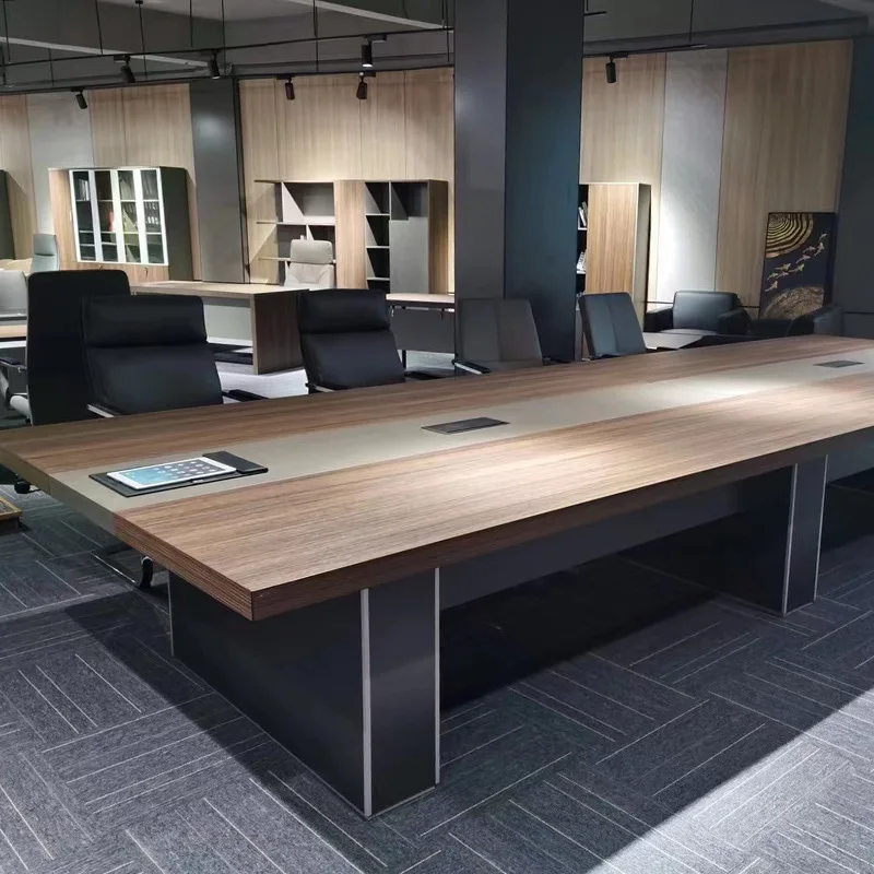 Konferenztisch, langer Tischstreifen, einfache moderne Tisch- und Stuhlkombination, Empfangswerkbank, Verhandlung und Schulung,
