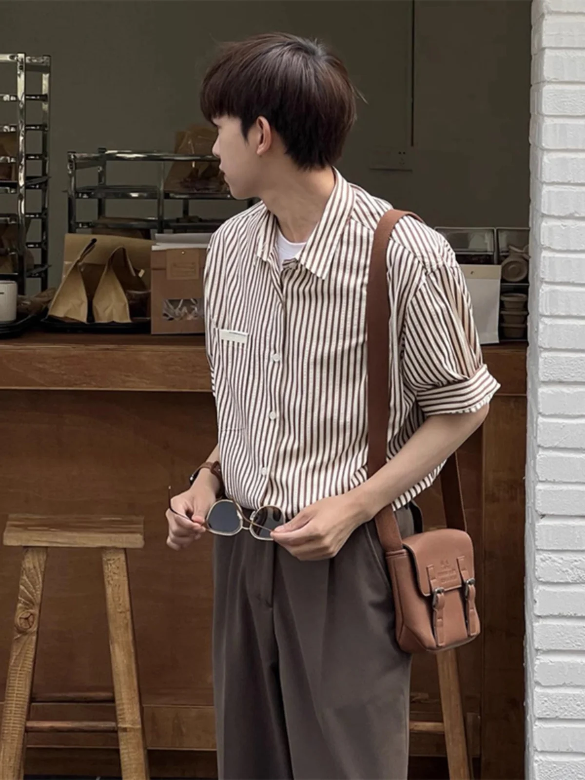 

Men's Summer Faion Loose Casual Stripe irt ort Sve Stand Fit Iron-Free Thin Model Other Brand Daily Wear