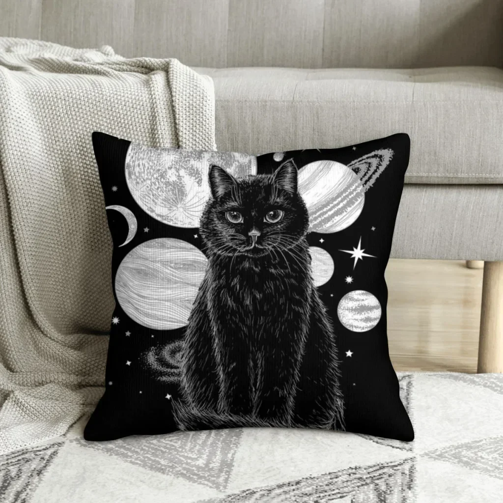 Funda de cojín de poliéster de gato negro con planeta y Luna para dormitorio, cubierta de almohada Kawaii decorativa para coche