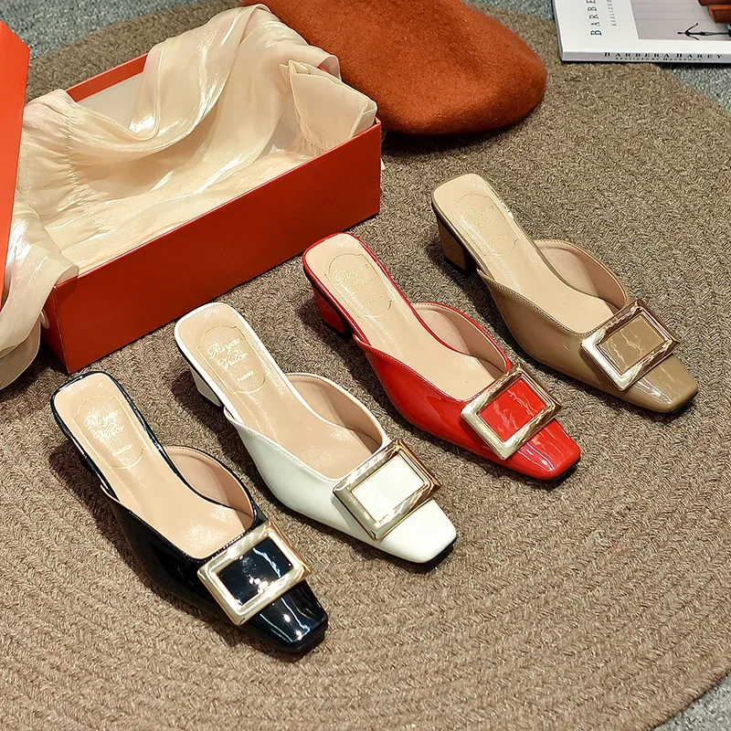 

2025 Новые дизайнерские эксклюзивные оригинальные модные туфли из натуральной кожи с неглубоким носком и квадратной пряжкой на плоской подошве