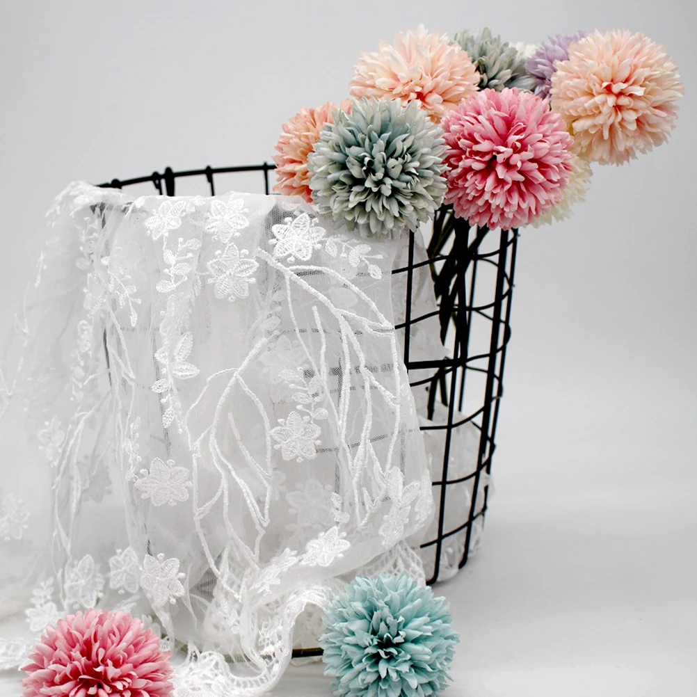 

Nordic Style Metal Storage Basket Round Wire Baskets for Bedroom Clothes Laundry Small Iron Hampers with Handles Household
