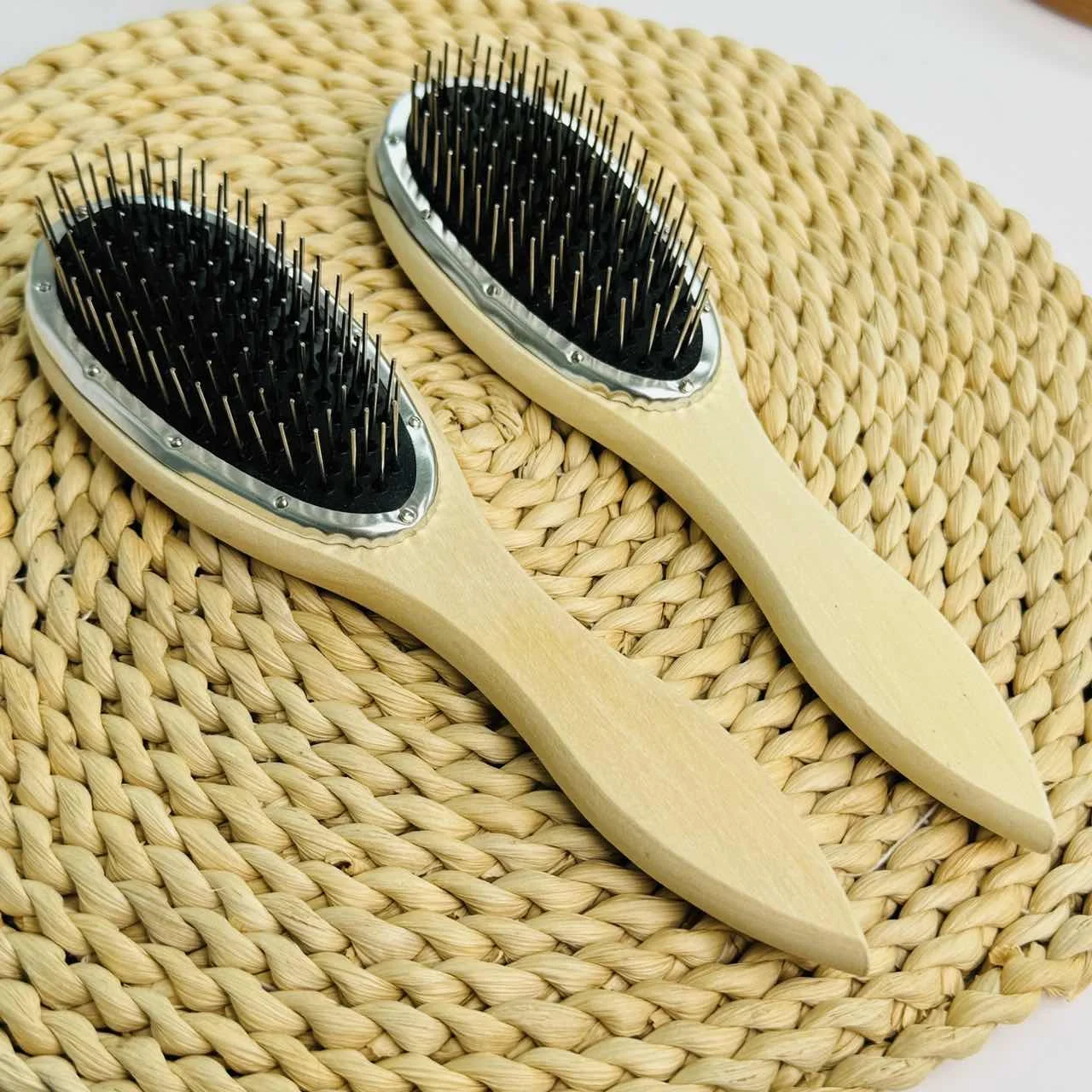 Professional Brush For Wig Anti Static Steel Comb for Tangle Hair Extensions Training