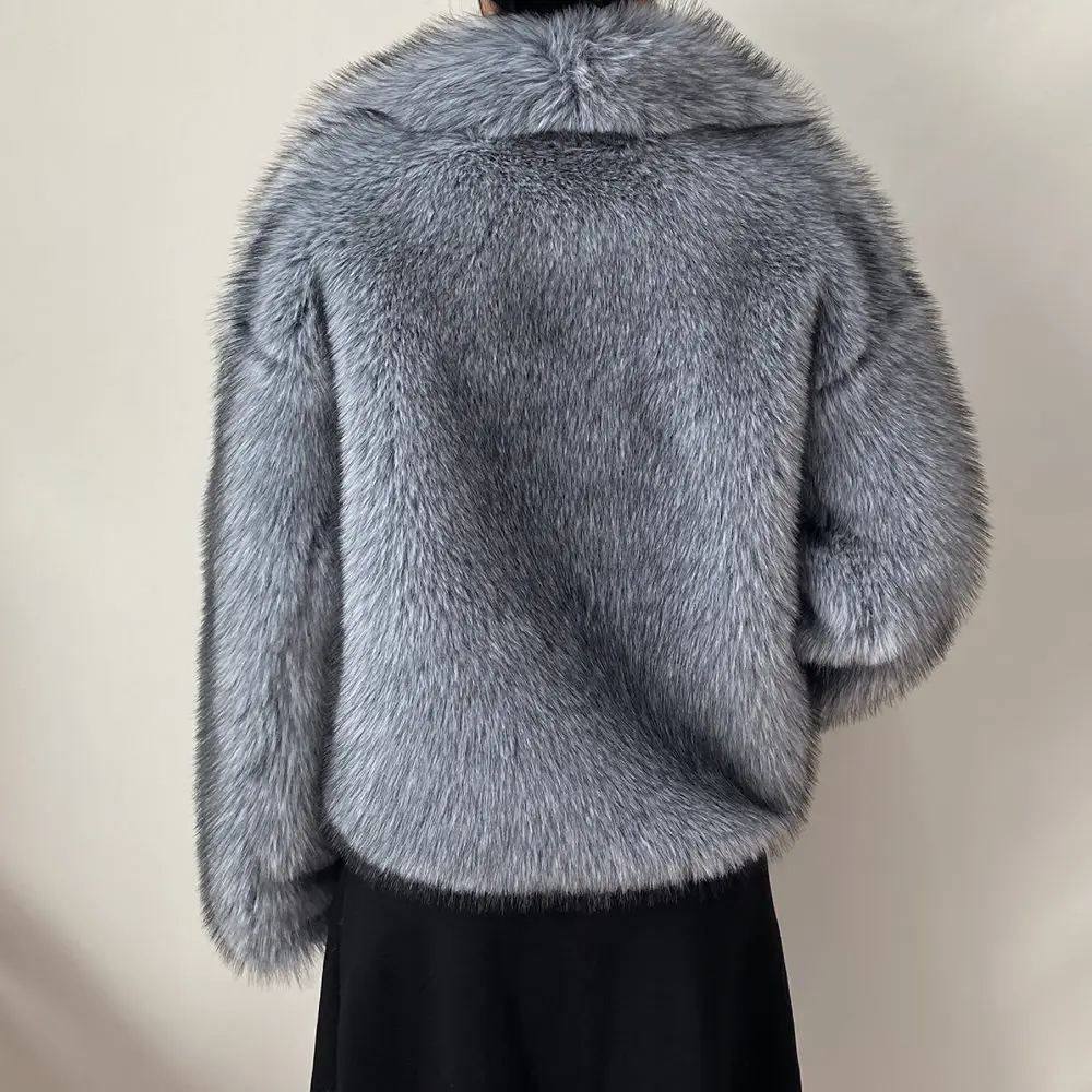 Women's Plus Size Winter Fur Coat Fox Large Lapel Loose Short Top Elegant Warmth for Cold Weather