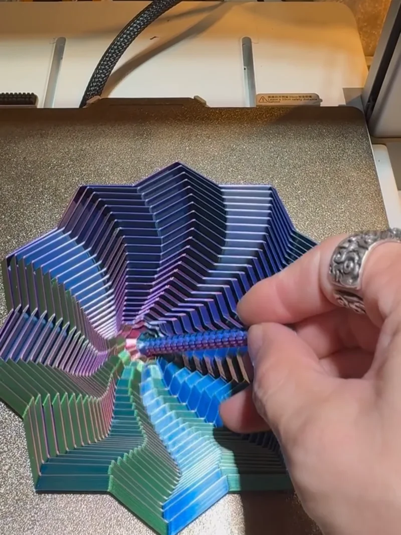 3D-gedruckter achteckiger Ring, magisches stereoskopisches Stressabbau-Spielzeug, Spiralillusion, Stressreduzierer, Geschenk für Freunde und Kinder