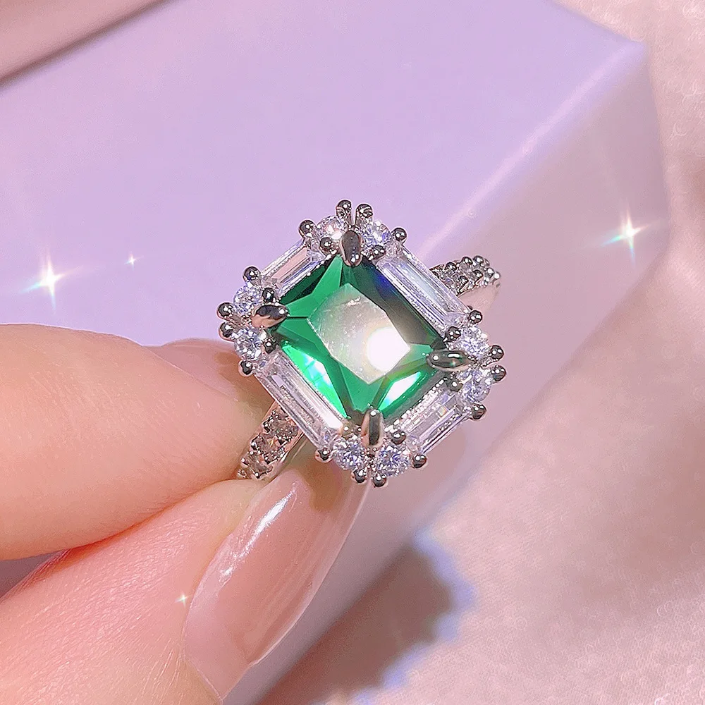 High Quality Emerald Square Set 925 Stamps Luxury Full Diamond Pendant Opening Ring Fashion Jewelry Party Wedding Gift