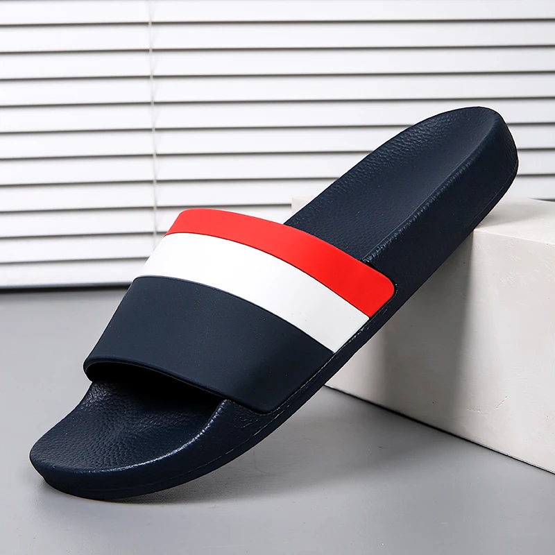 Men's Shoes 36-46 Simple Comfortable Slippers Outdoor Light Sandals Summer Specials Beach Non Slip Bathroom Women's Casual Shoes