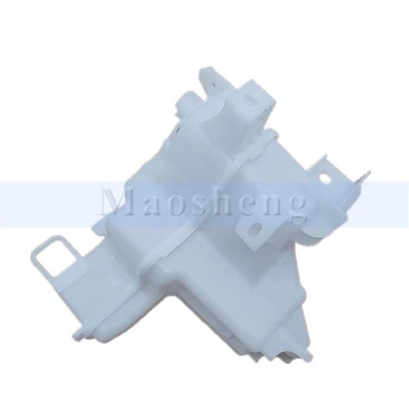 Wiper Water Tank For Mazda 3 Axela 2020-2021 Windshield Washer Bottle Tank Pump Wiper Spray Can Water Hose